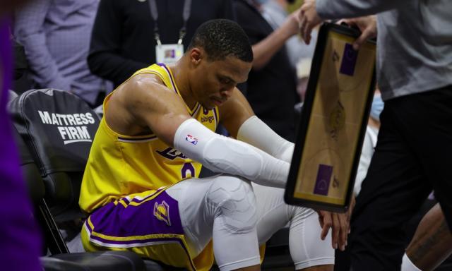 1643166148779000258.jpg USATSI_17496490.jpg